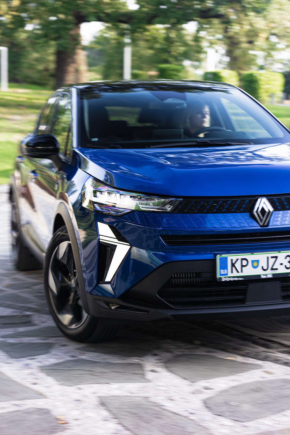 Novi Renault Captur — Trgovina ABC — automotive, fotografija 4 — Nicolas Peršolja