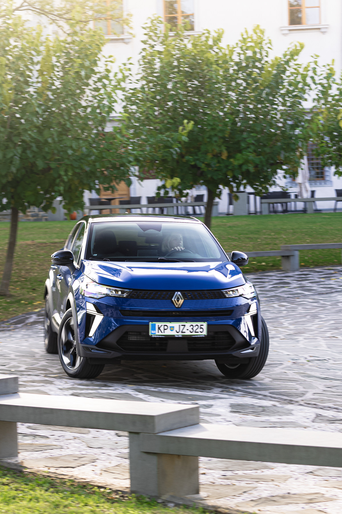 Novi Renault Captur — Trgovina ABC — automotive, fotografija 5 — Nicolas Peršolja