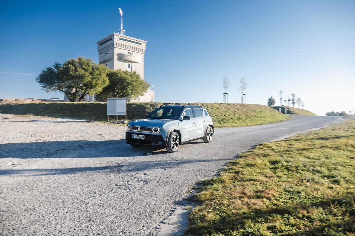 Renault 4 — automotive, fotografija 1 — Nicolas Peršolja